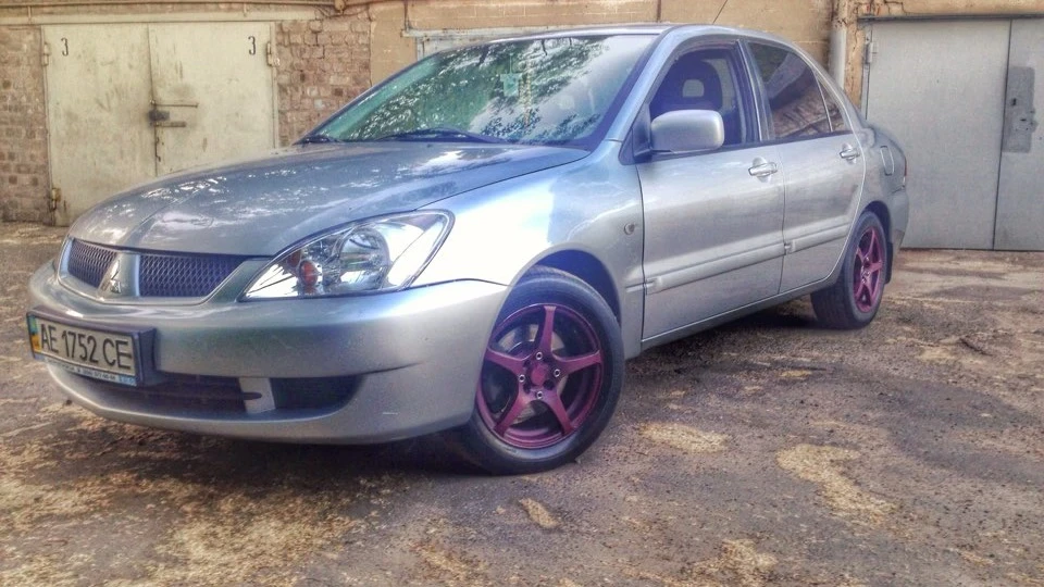 Mitsubishi Lancer 4