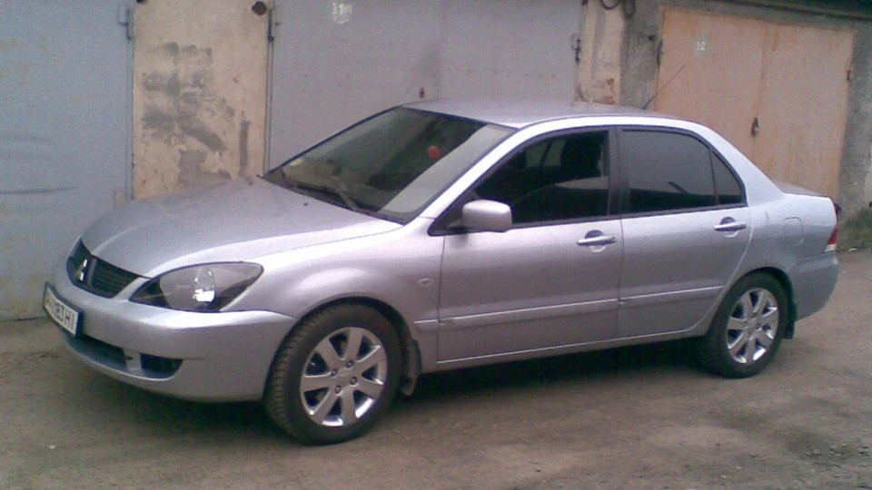 Mitsubishi Lancer 5