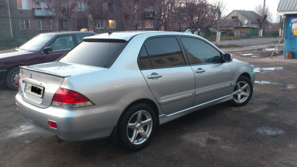 Mitsubishi Lancer