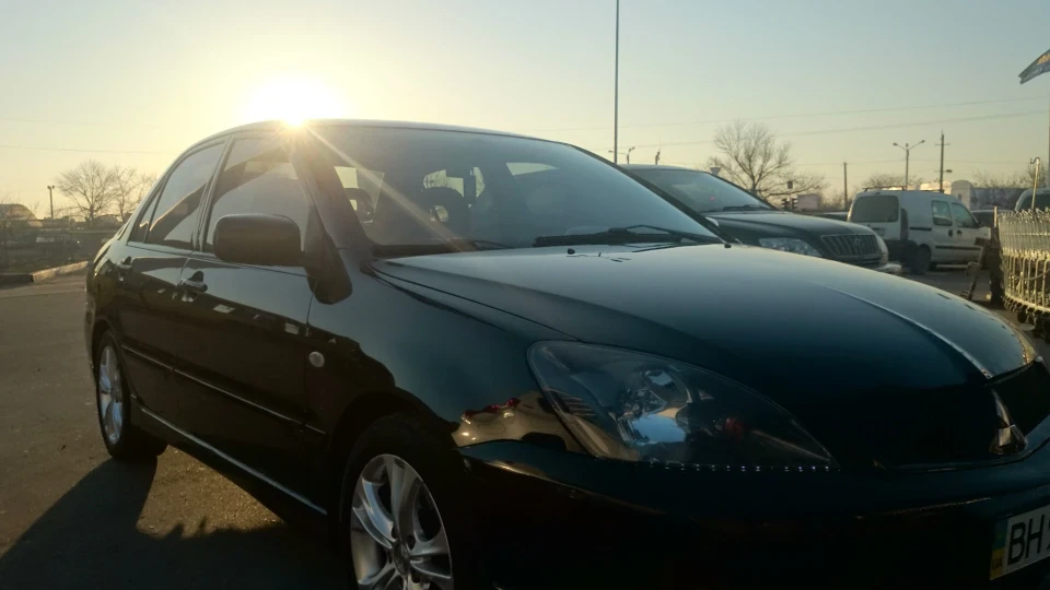 Mitsubishi Lancer 2