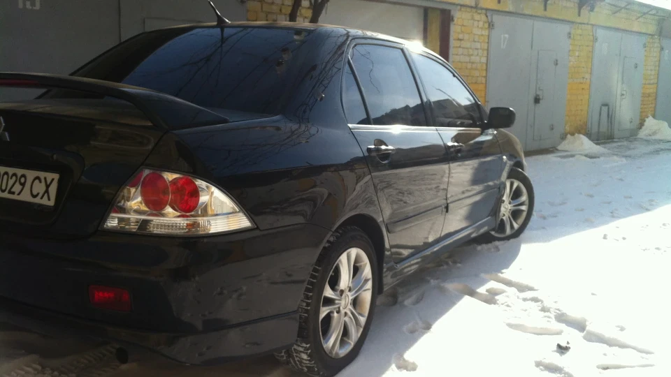 Mitsubishi Lancer 4