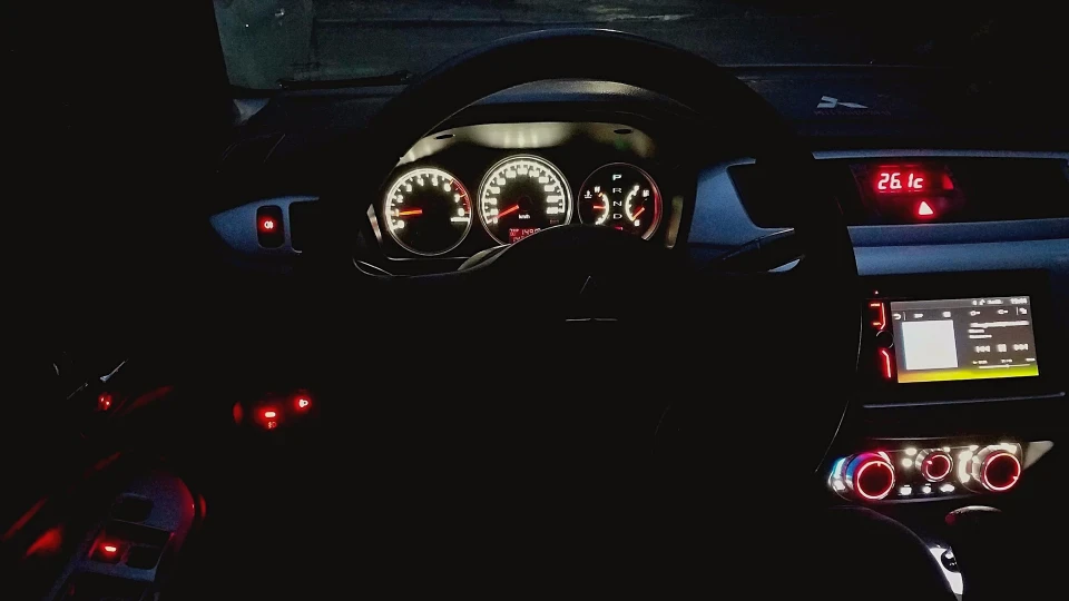 Mitsubishi Lancer №1 2