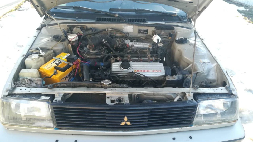 Mitsubishi Lancer 1.5 GLXi