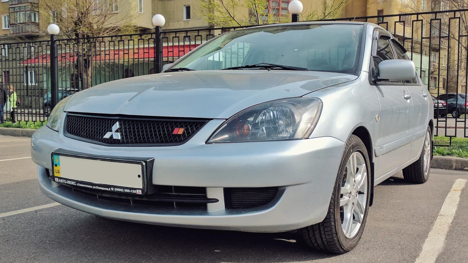 Mitsubishi Lancer 1.6 AT 3