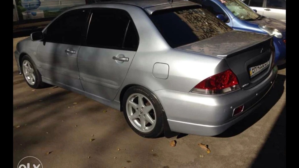 Mitsubishi Lancer 1.6 автомат 3