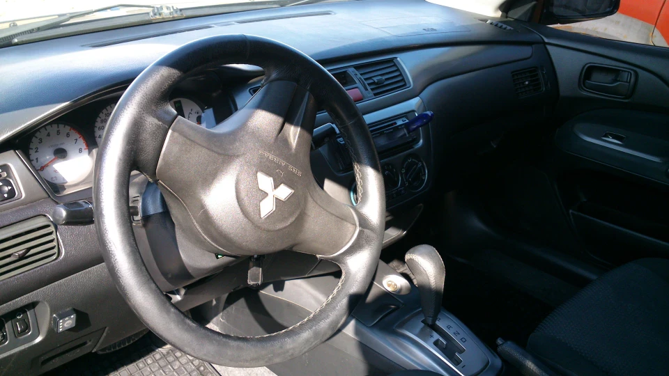Mitsubishi Lancer 1.6 автомат 3