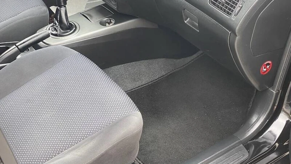 Mitsubishi Lancer 1.6 європейка 4