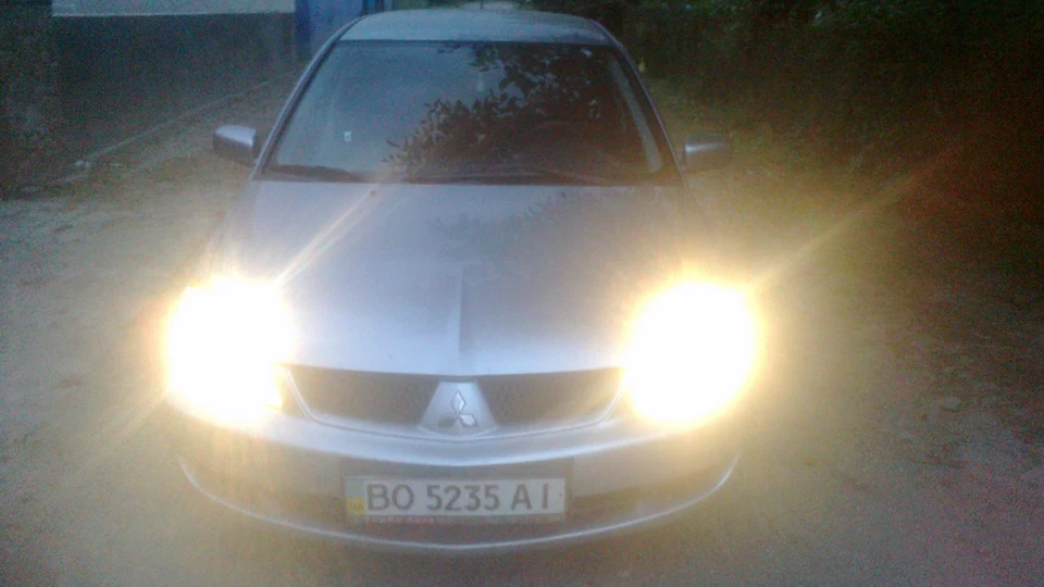 Mitsubishi Lancer 1.6 MT 2