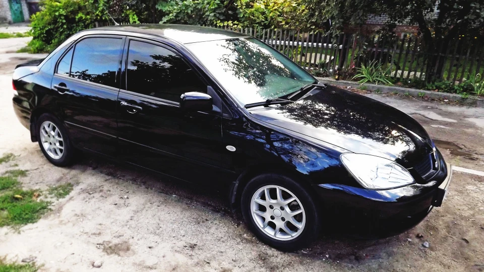 Mitsubishi Lancer 1.6 сток 2