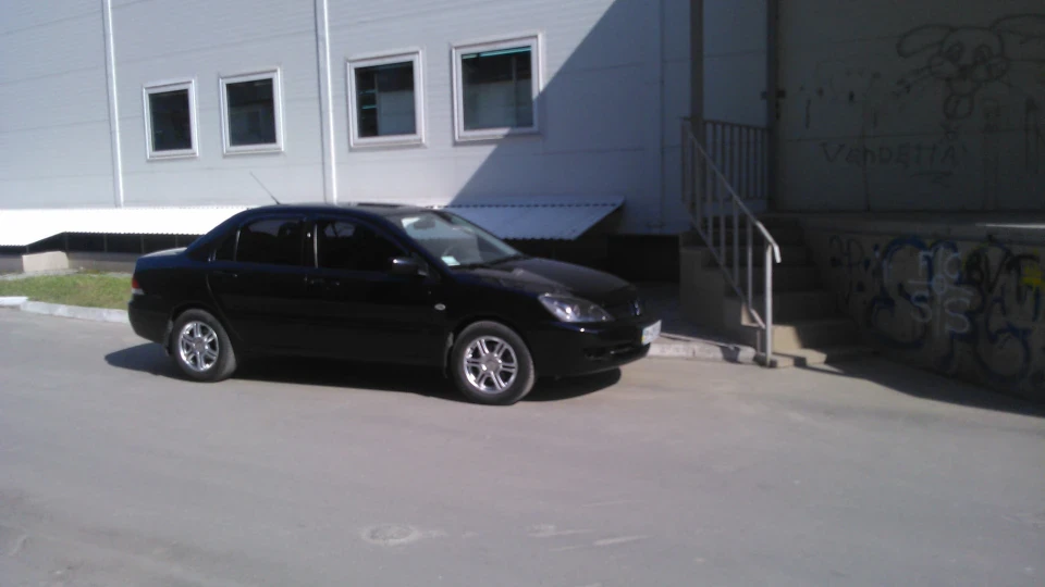 Mitsubishi Lancer 1.6 3