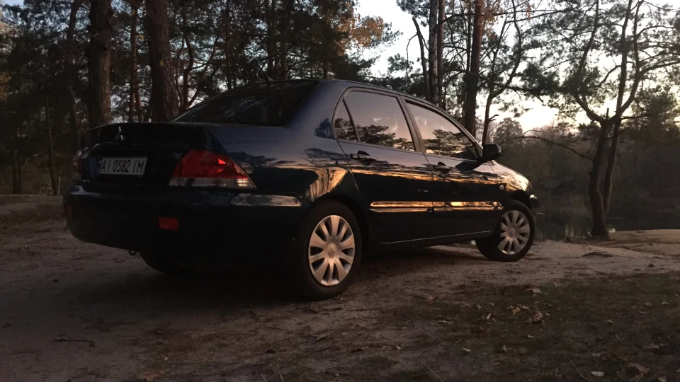Mitsubishi Lancer 1.6 3