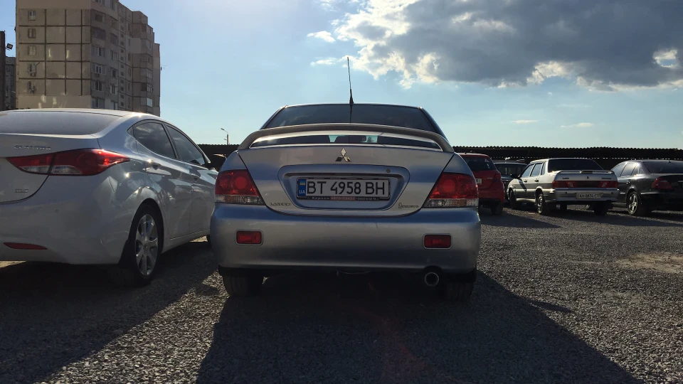 Mitsubishi Lancer 1.6 3