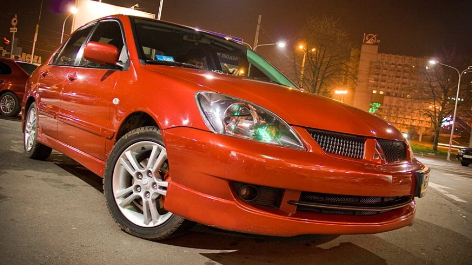 Mitsubishi Lancer 2.0, 150 червоних коней 2
