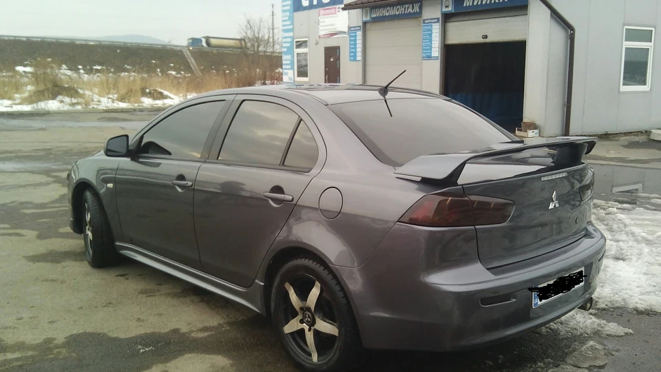 Mitsubishi Lancer 2,0 швидка черепашка 3