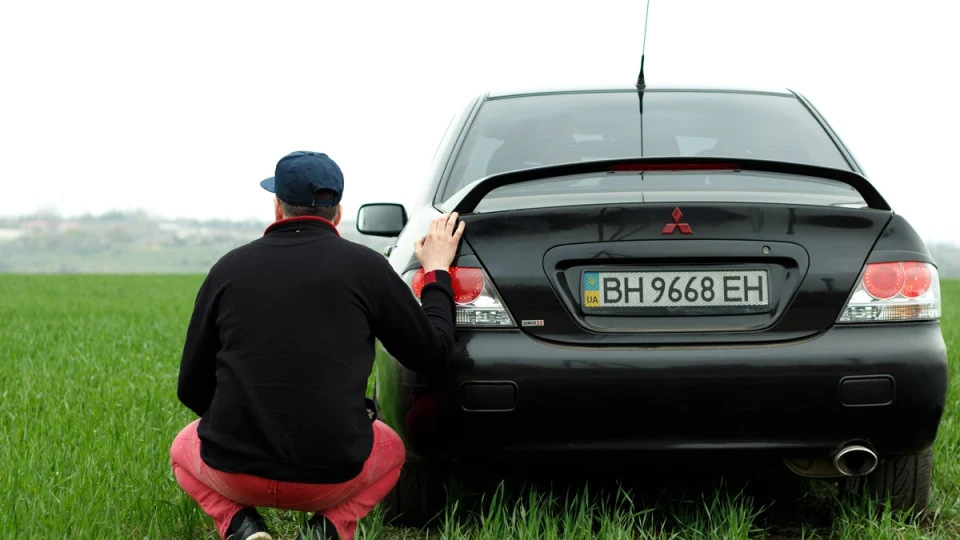 Mitsubishi Lancer 2.0 Чорний 2