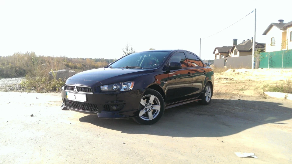 Mitsubishi Lancer 2.0 CVT intense 2
