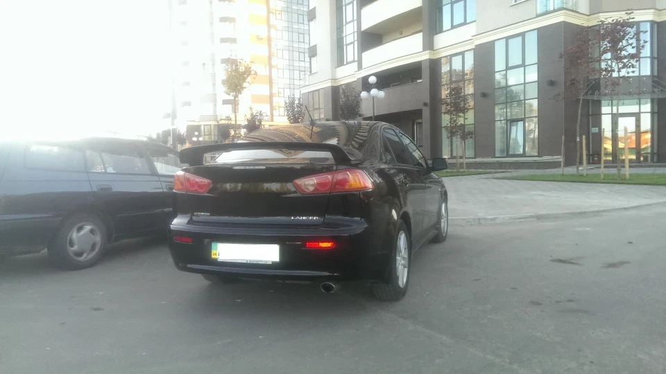 Mitsubishi Lancer 2.0 CVT intense 4