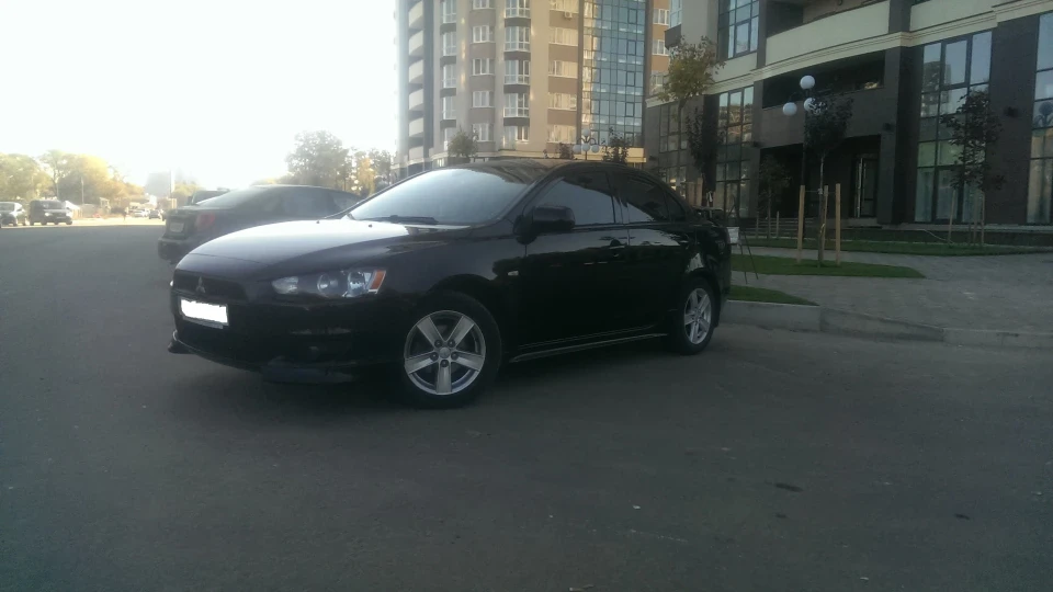 Mitsubishi Lancer 2.0 CVT intense 5