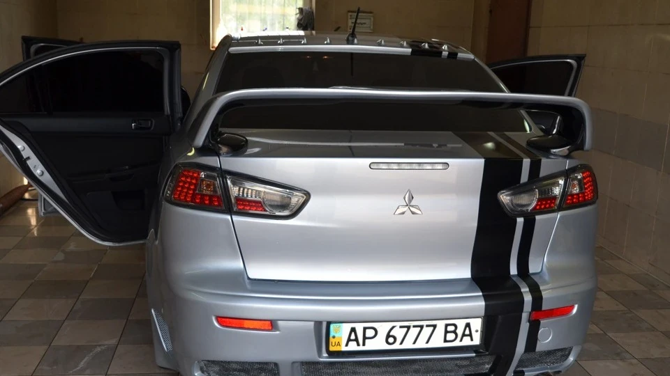 Mitsubishi Lancer 2.0 CVT 2