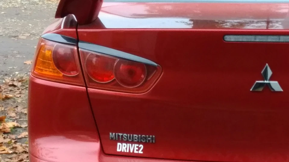 Mitsubishi Lancer 2.0 intense MAK 3