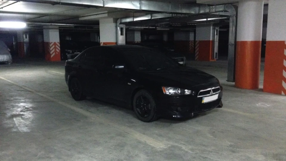 Mitsubishi Lancer 2.0 MT Intense 4