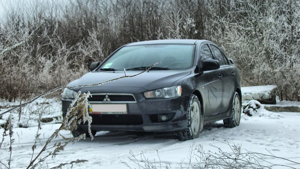 Mitsubishi Lancer 2.0 M.T 5
