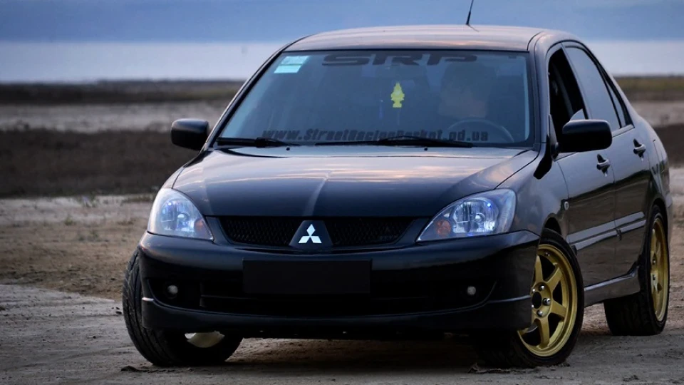 Mitsubishi Lancer 2.0 Nihon Bushi 4