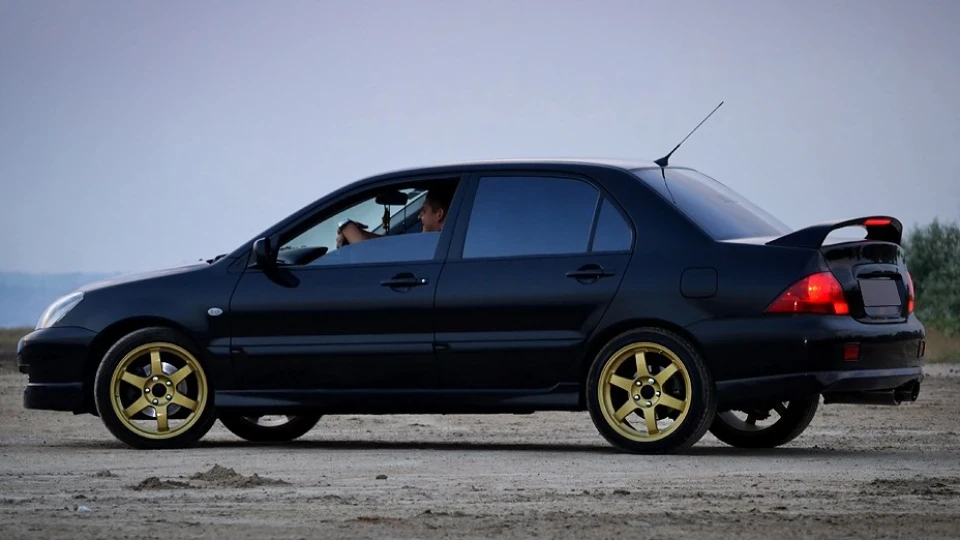Mitsubishi Lancer 2.0 Nihon Bushi 5