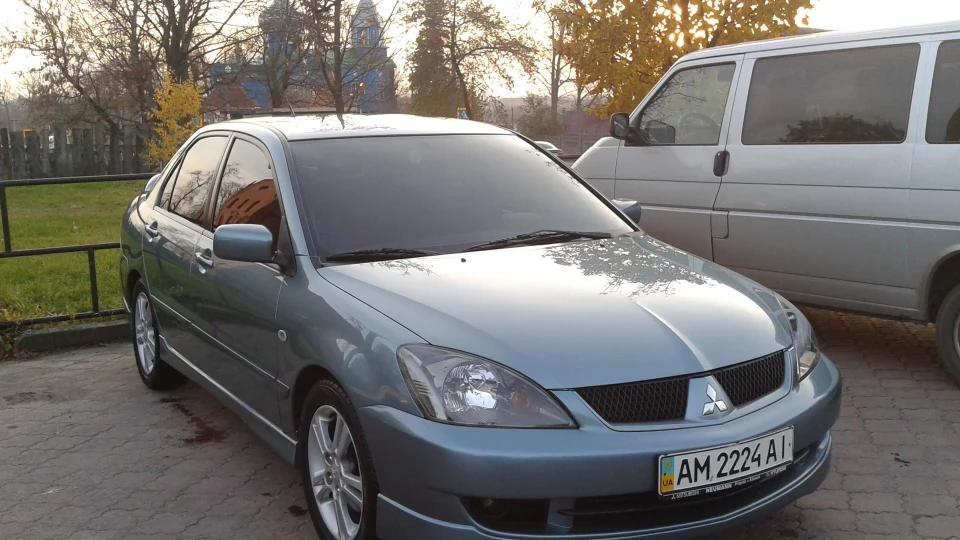 Mitsubishi Lancer 2.0 Sport 5