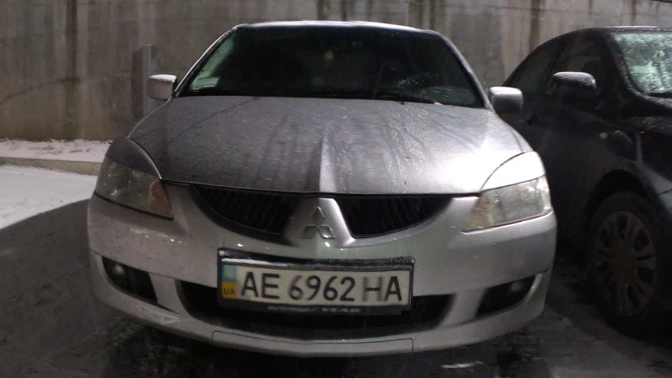 Mitsubishi Lancer 2.0 sport 3