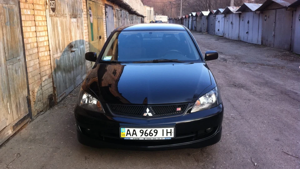 Mitsubishi Lancer 2.0 SPORT 3