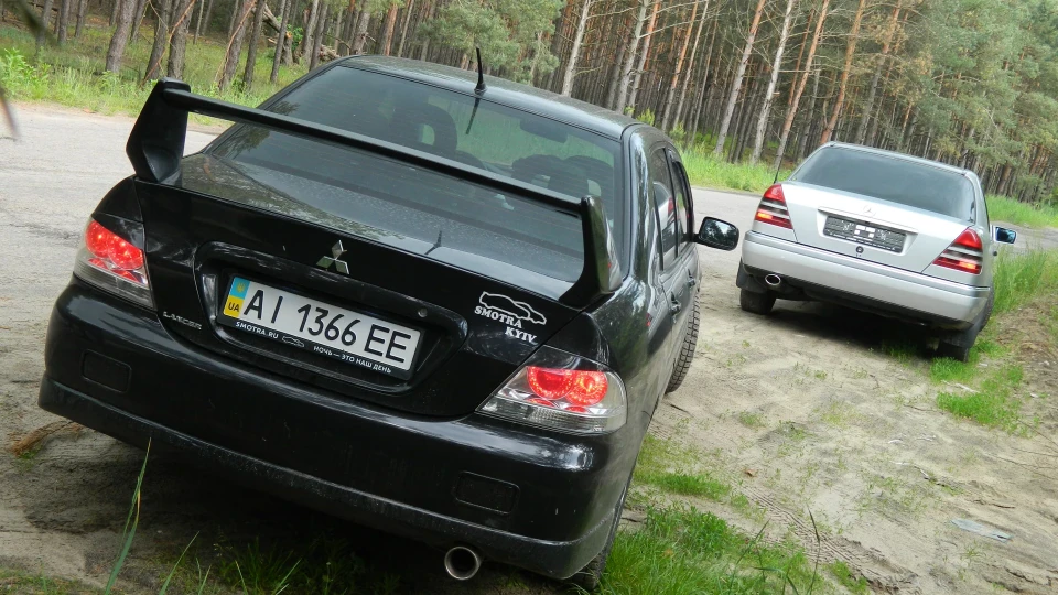 Mitsubishi Lancer 2.0 sport 5