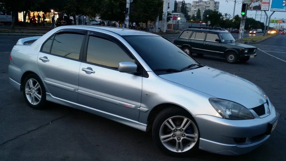 Mitsubishi Lancer 2.0 sport
