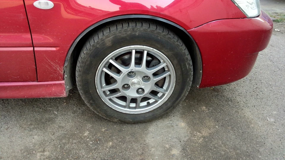 Mitsubishi Lancer 2.0 4