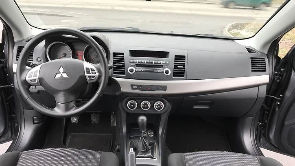 Mitsubishi Lancer 2.0