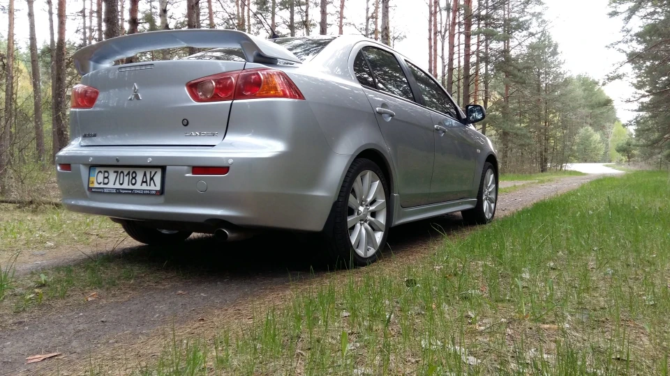 Mitsubishi Lancer 2.0 3