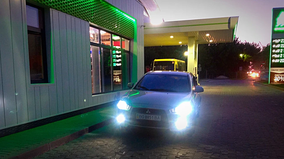 Mitsubishi Lancer 2.0 3
