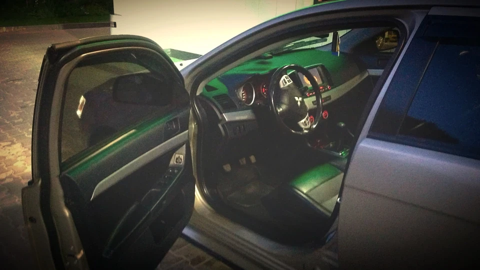 Mitsubishi Lancer 2.0 4