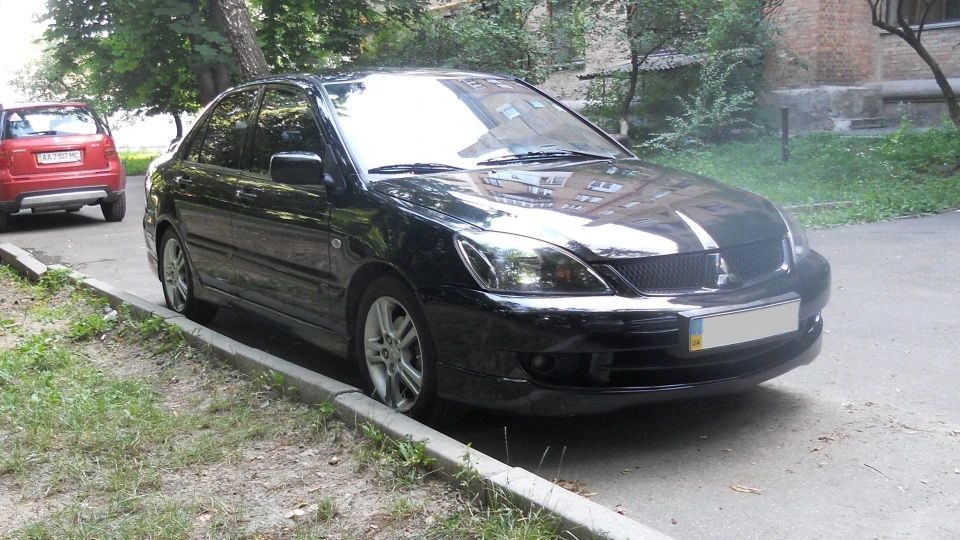 Mitsubishi Lancer 2.0 4