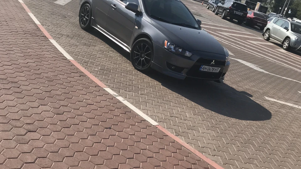 Mitsubishi Lancer 2.0 5