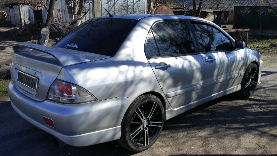 Mitsubishi Lancer 2.0 2