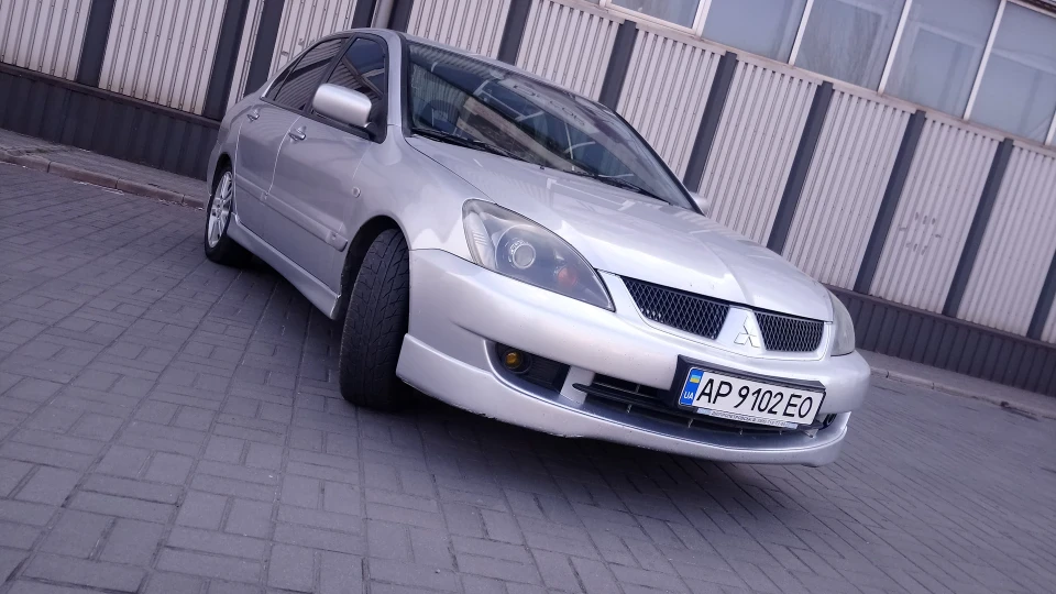 Mitsubishi Lancer 2.0 5