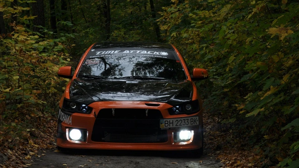 Mitsubishi Lancer 2.0GT 4
