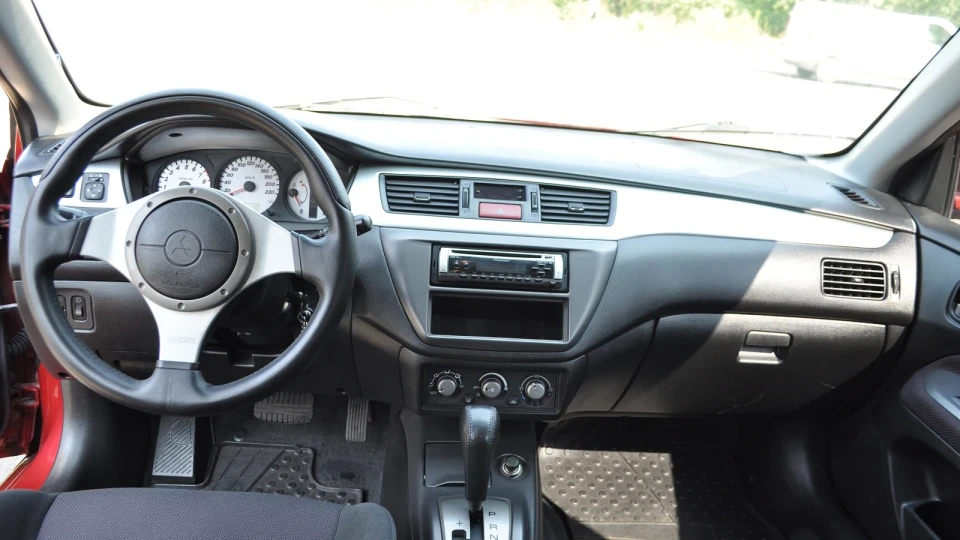 Mitsubishi Lancer 2.0i Спорт Чернівці 4