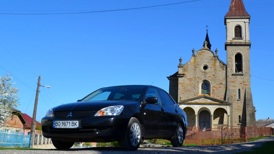 Mitsubishi Lancer 9 1.6 AT 5