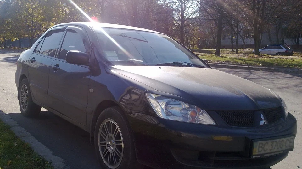 Mitsubishi Lancer AGENT CAR 4
