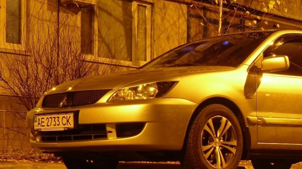 Mitsubishi Lancer AT 2