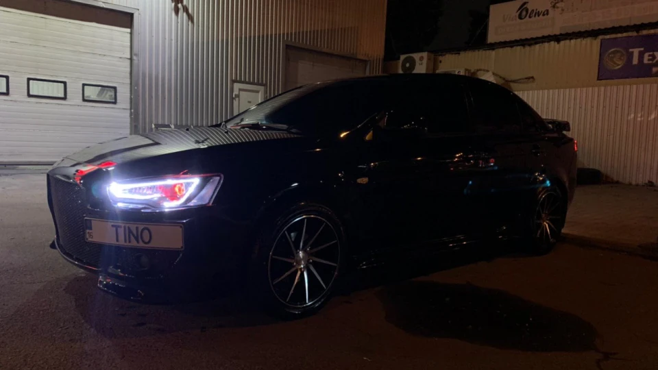 Mitsubishi Lancer Batmobile 🦇