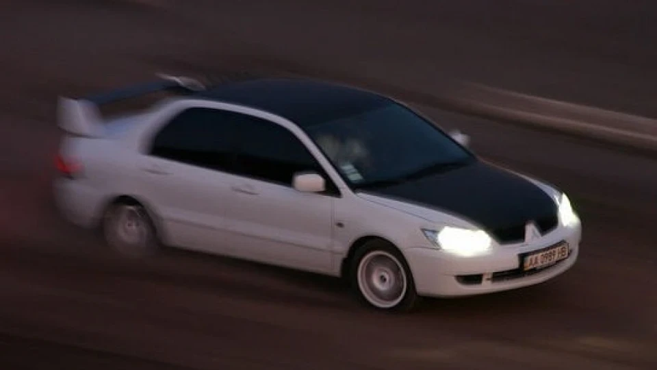 Mitsubishi Lancer Білий Матовий Ангел 3
