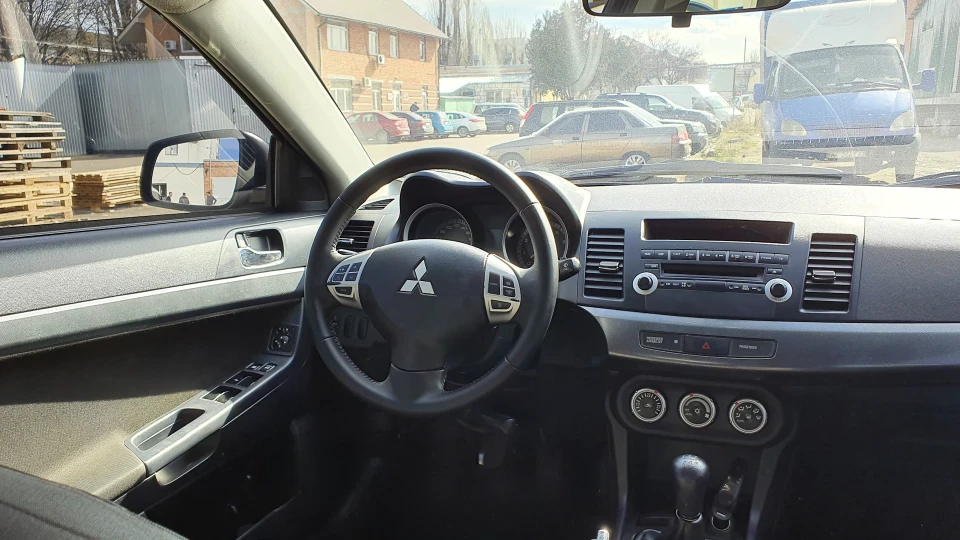 Mitsubishi Lancer Безключова 5